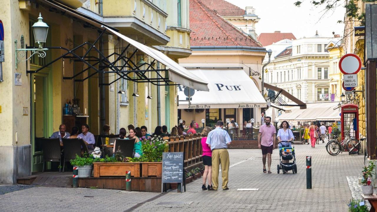 Appartamento Rudi és Fickó Lakosztály Szeged Esterno foto