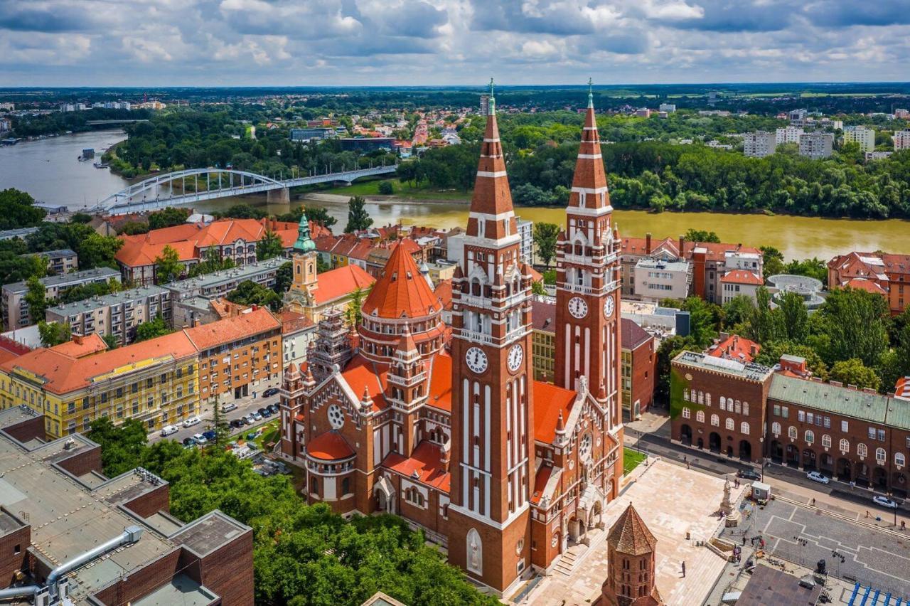 Appartamento Rudi és Fickó Lakosztály Szeged Esterno foto